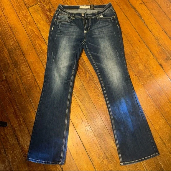 LOVE NATION Denim Blue Jeans Size 10 Bling Pocket Bootcut Mid-Rise Embroidered - Picture 3 of 8